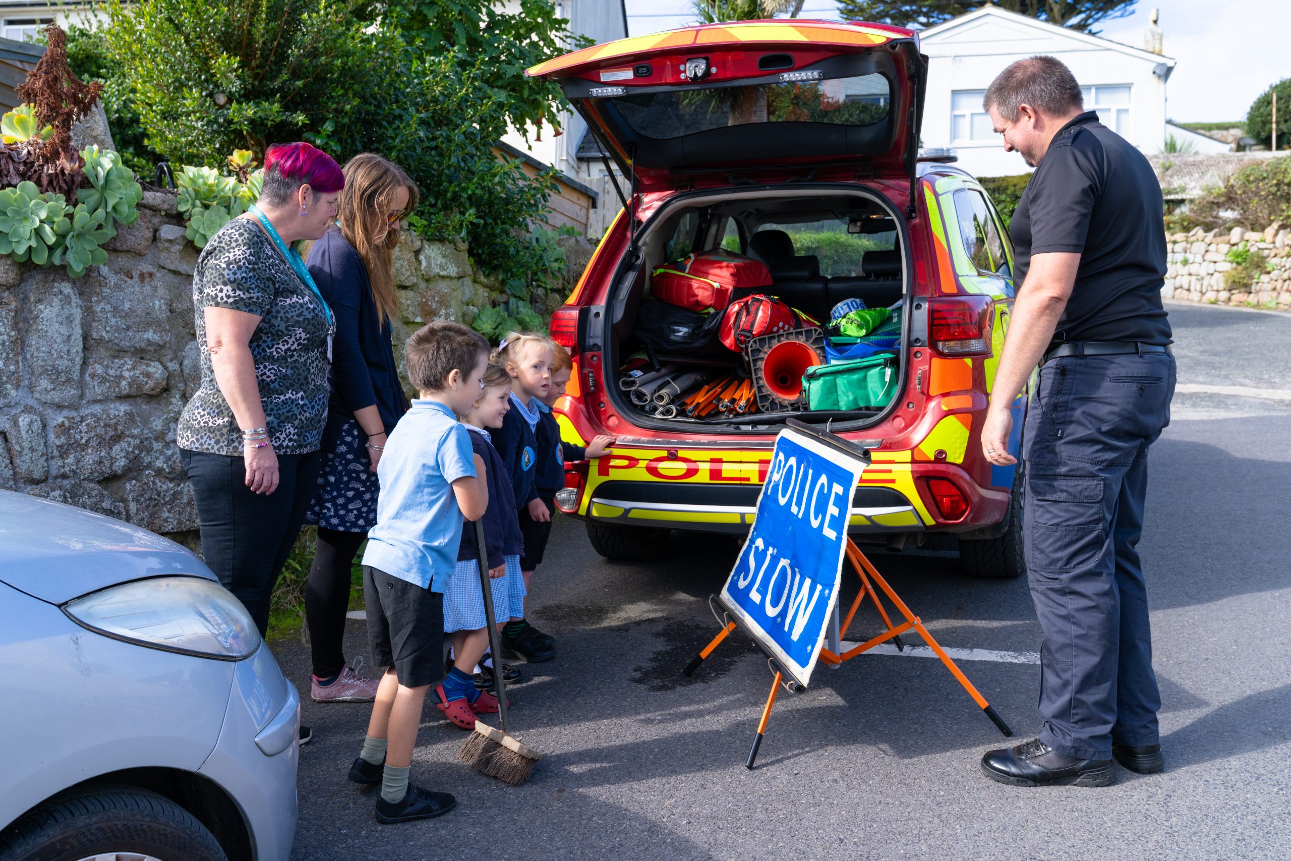 A local PC engaging with members of the community