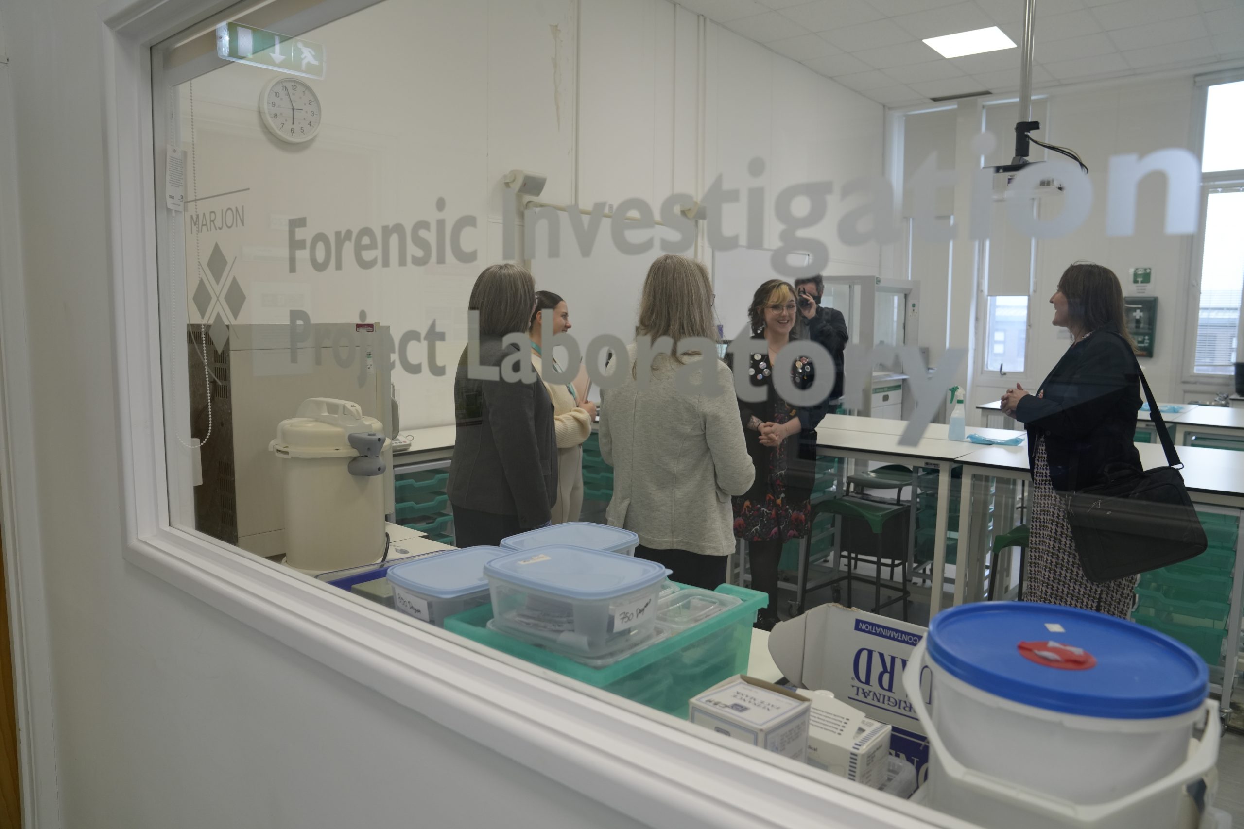 window The Forensic Investigation Project Laboratory