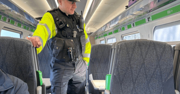 High-visibility police patrols being carried out on trains by Liskeard officers
